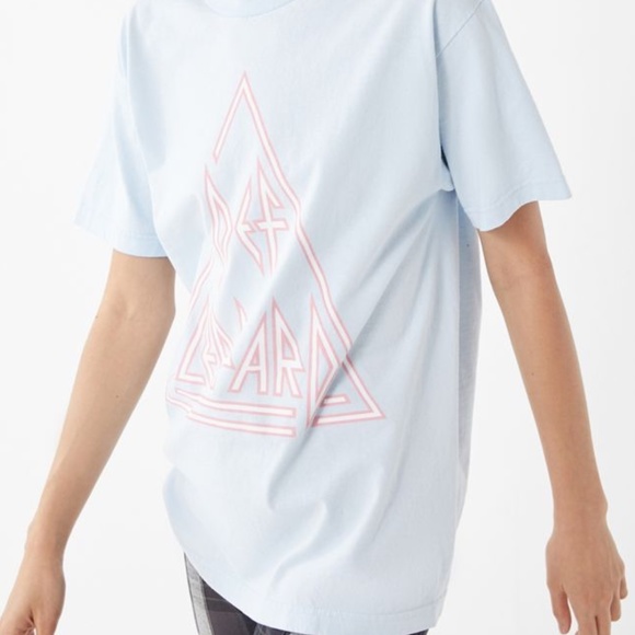 Urban Outfitter Day Brand Def Leppard Oversize Tee - Picture 2 of 4